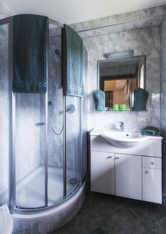 Pension Mühlhof Neukirchen am Großvenediger Zimmer foto